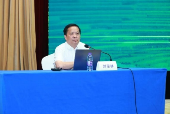 省人大农业农村委员会原主任委员、湖南农村发展研究院院长:刘宗林