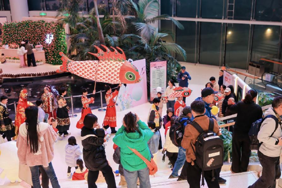 非遗传承人、观众现场互动