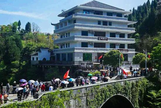 全国十大振兴乡村新化县吉庆镇油溪桥村