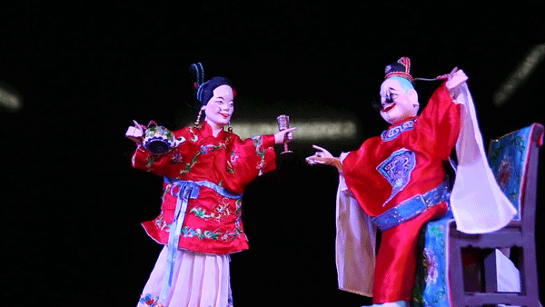 紫金湾欢乐王国的木偶戏表演。(图源:景区官方微信公众号)