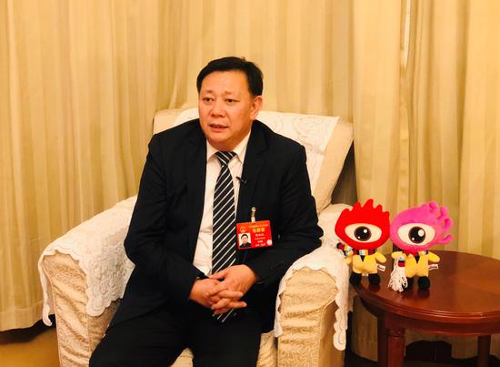 全国人大代表、湖南省文化和旅游厅副厅长鄢福初