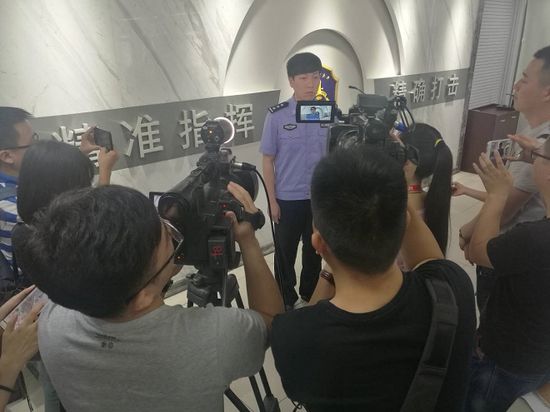 长沙市公安局高新区分局刑侦大队民警王卓夫向媒体披露案件细节