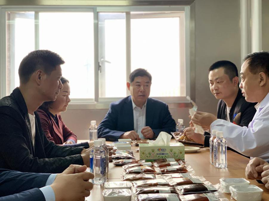产品研讨会就今后更深一步的合作交流实施落地进行了深入讨论