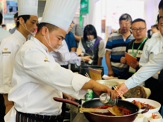 食品领域专家给予嘉品嘉味餐饮产品很高的评价