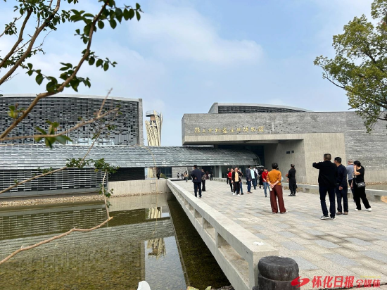 (杂交水稻发源地博物馆 全媒体记者 李青青 摄)