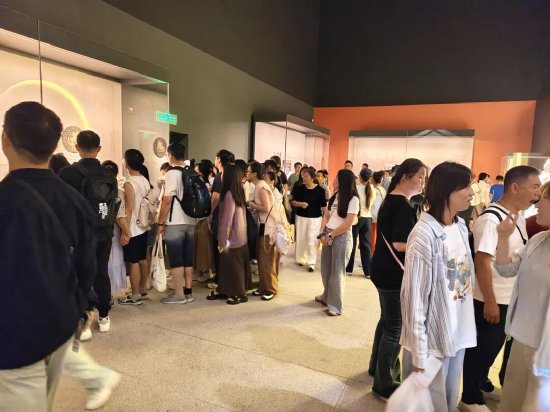 “遇见庞贝”展厅人流如织