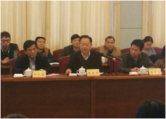 湖南省民政厅党组成员、省老龄办主任陈毅华在会议上发表讲话