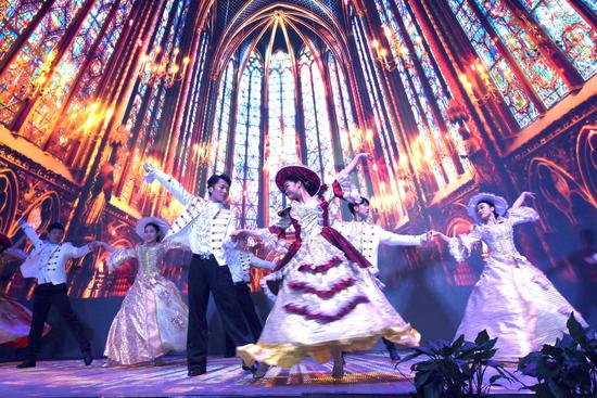 地铁童话列车主题相亲舞会在长开幕