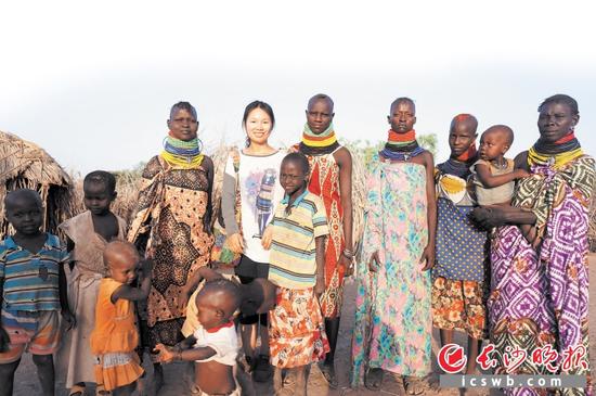 徐晶在肯尼亚等国游历时，当地人对她都很友好。　　图片均由受访者提供