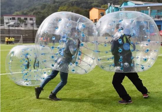 来长沙集梦园度假村畅快地踢一场趣味球赛