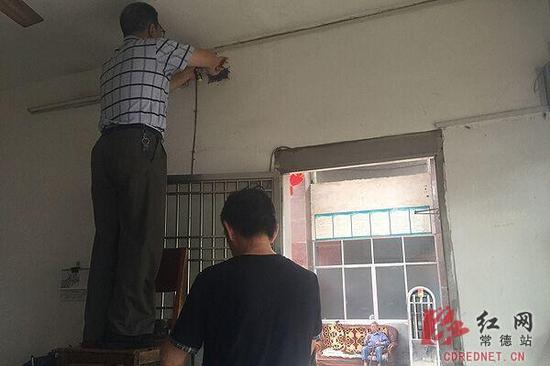 常德小伙深夜回家被电死 祸首竟是小区电动门