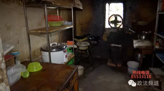 长沙校园周边外卖软件点餐饭店脏乱差 无食品