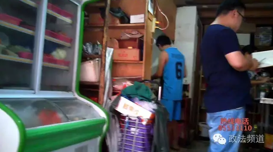 长沙校园周边外卖软件点餐饭店脏乱差 无食品