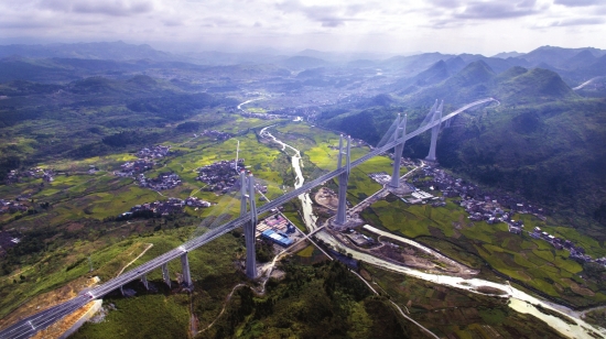 湖南这座大桥创多项世界第一 月底通车