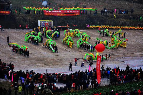 资料图：张家界乡村过赶年 肖金泉摄