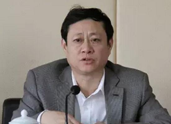 案例3 常德市原市委常委、副市长卢武福:“我就像是酒吧里的收银员”