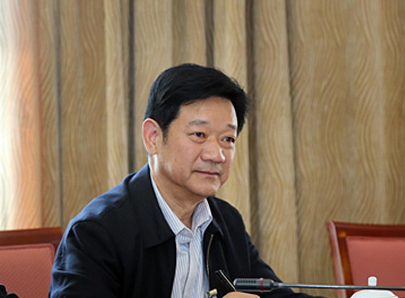 全国人大代表朱国军:把张家界作为旅游扶贫工