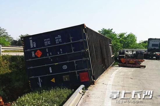 图为事故现场。