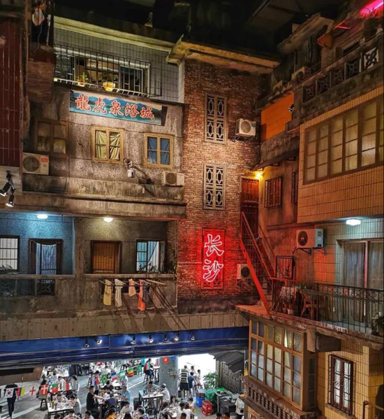 “文和友”还原上世纪八十年代长沙生活场景