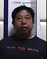 　　嫌疑人：刘东文，男，汉族，常宁人，1973年12月11日出生。户籍地址：常宁市官岭镇淡源村刘家村民小组25号。