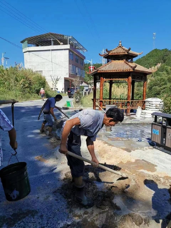 紧锣密鼓的美丽屋场建设
