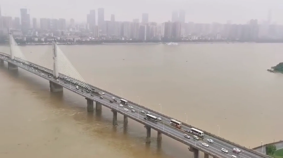 长沙银盆岭大桥 来源:网友周霞