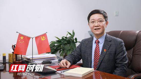 全国人大代表、中南大学湘雅医学院党委书记黎志宏。