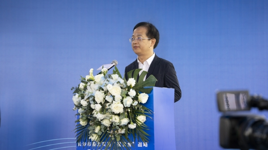 开福区委副书记、区长高伟