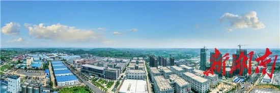 (坐落在邵阳经开区的湘商产业园全景图。)
