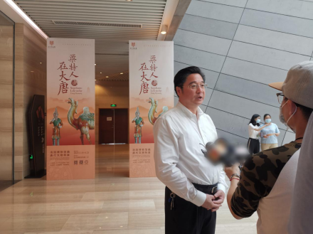 长沙市文化旅游广电局党组副书记、局长杨长江在现场发表讲话