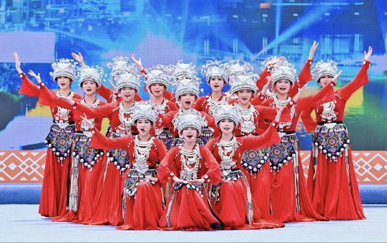 2026年邵阳绥宁苗族四月八姑娘节开幕