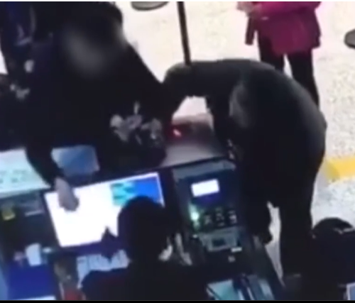 南通一副局长大闹机场 通州区纪委已展开调查