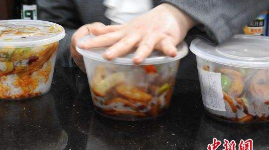 情侣凌晨外卖平台点餐 一天后22岁姑娘离奇身亡