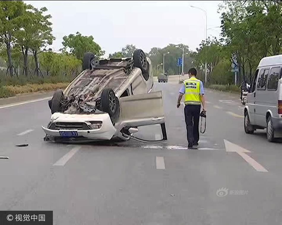 南京 内衣女 翻车_南京大学(3)
