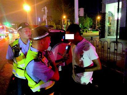 男子坚称没喝酒“骗你是小狗” 检测后酒驾变醉驾