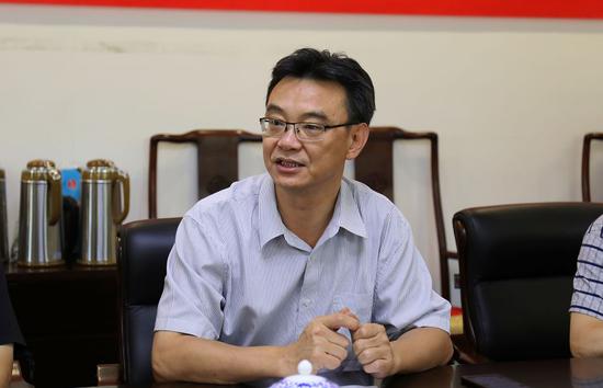 “江苏省现代美术馆五周年馆庆”系列活动新闻发布会成功举行