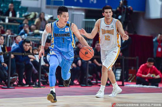 郭士强郭艾伦叔侄吵架上热搜 当教练真的太难了