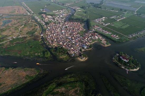 “70后”曹路宝履新代市长满月：“第一拳”击向污染