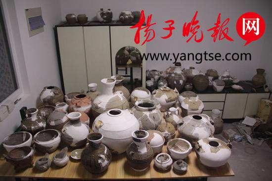 镇江大港龙泉村墓地200余件文物修复完成