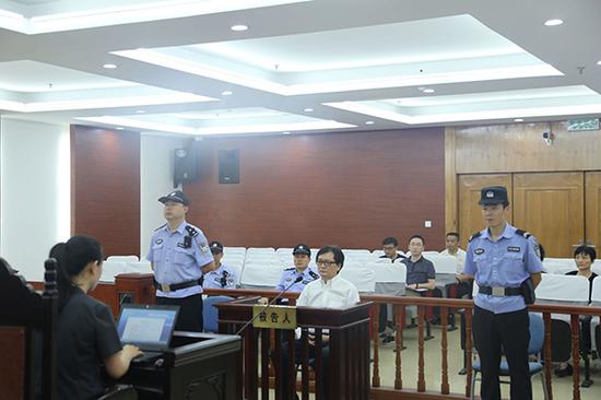 受贿1762万 安徽省政府原秘书长杨敬农一审获刑10年