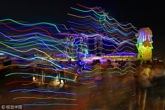 元宵节逛花灯 明天晚上哪里的灯会最令人心动？