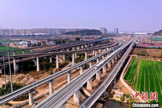 探秘江苏铁路“金腰带”：徐盐高铁的勘设之路