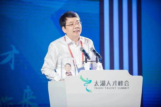 无锡|惜才不惜财！无锡市委书记给他发了一个亿