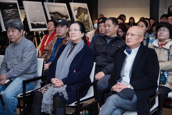 我对土地爱得如此深沉：张辉国画展成功启帷 作品已被多位收藏家收藏