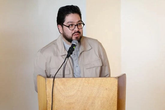 博物馆与美术馆处处长福蒂斯