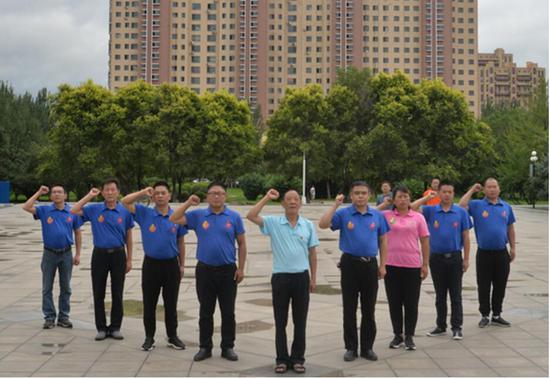 日行千里 启悦出租车不负重任