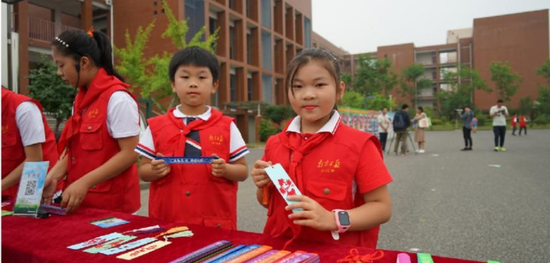 江苏2025年将建足球特色校超2500所 校园足球出口在哪