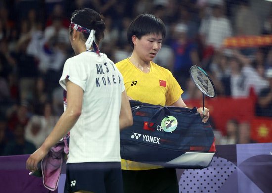 何冰娇不敌韩国名将安洗莹,获得女单银牌
