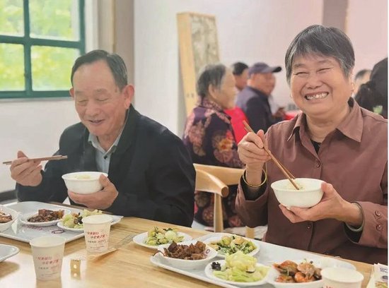 常州助老餐“不断档”,老年人流行社区“约个饭”