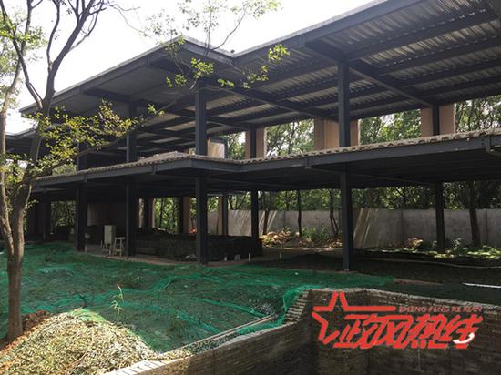 南京聚宝山公园内的这处违建为何迟迟拆不了？